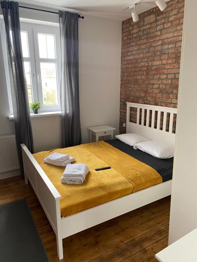 Апартаменты Dekerta 8-3 Торунь Экстерьер фото